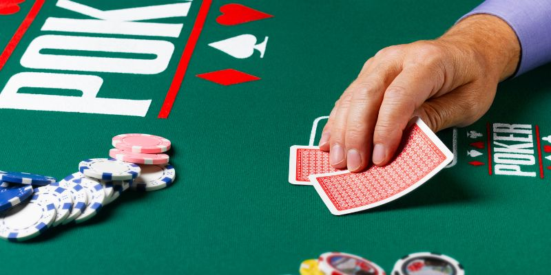 Cách chơi Poker tất tay tại IWIN – Khi nào nên “all in”? Chiến thuật chơi poker tất tay hiệu quả tại IWIN