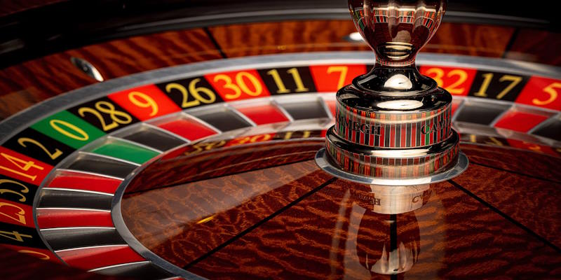 Hướng dẫn chơi Roulette tại IWIN – Mẹo đặt cược hiệu quả Hướng dẫn chơi roulette tại IWIN: Các bước cơ bản để bắt đầu