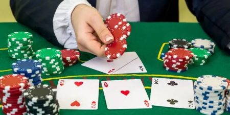 Kinh nghiệm chơi Omaha Poker tại IWIN – Dễ hiểu, dễ thắng Mẹo chơi Omaha poker tại IWIN để nâng cao khả năng chiến thắng